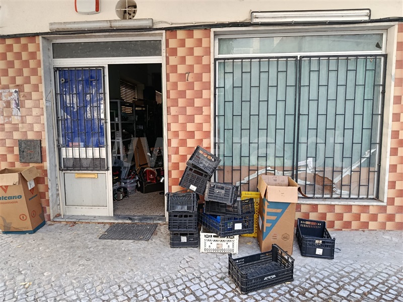 Loja / Seixal, Paivas