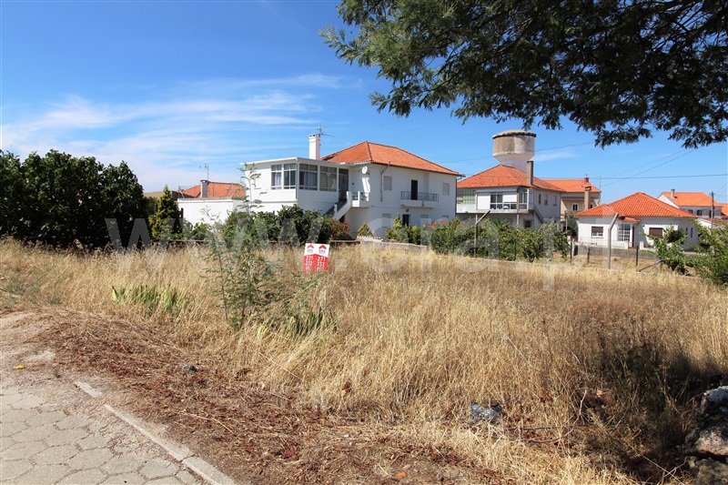 Lote / Almeida, Vilar Formoso