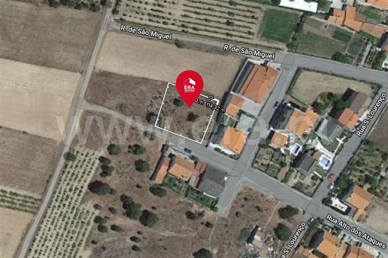 Lote / Almeida, Vilar Formoso