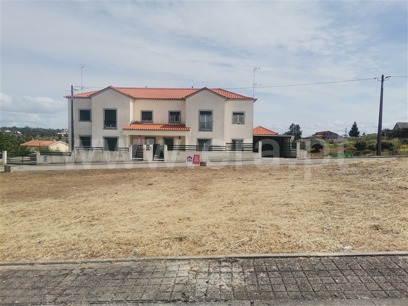 Lote  Almeida, Vilar Formoso - 1404095 - 4
