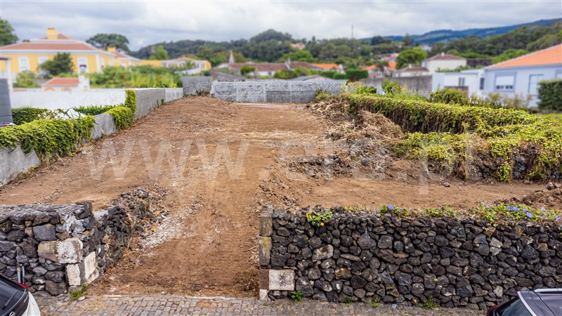 Lote  Angra do Heroísmo, Angra (São Pedro) - 1365677 - 20