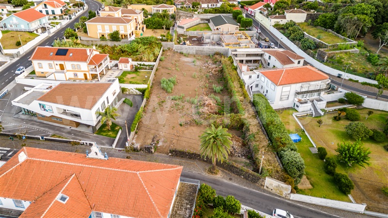 Lote  Angra do Heroísmo, Angra (São Pedro) - 1365677 - 13
