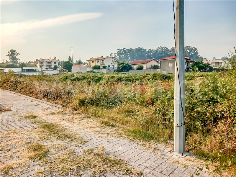 Lote  Barcelos, Perelhal - 1432505 - 7
