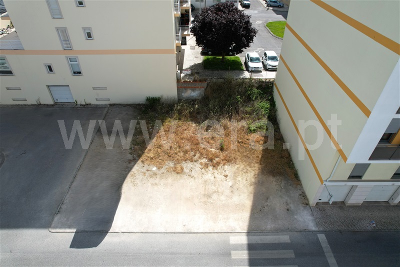 Lote  Caldas da Rainha, Caldas da Rainha - 1489139 - 2