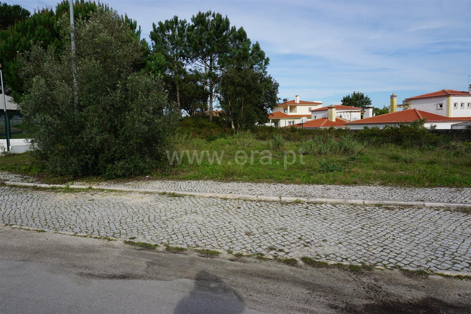 Land for sale in Caldas da Rainha, Portugal — €110,000
