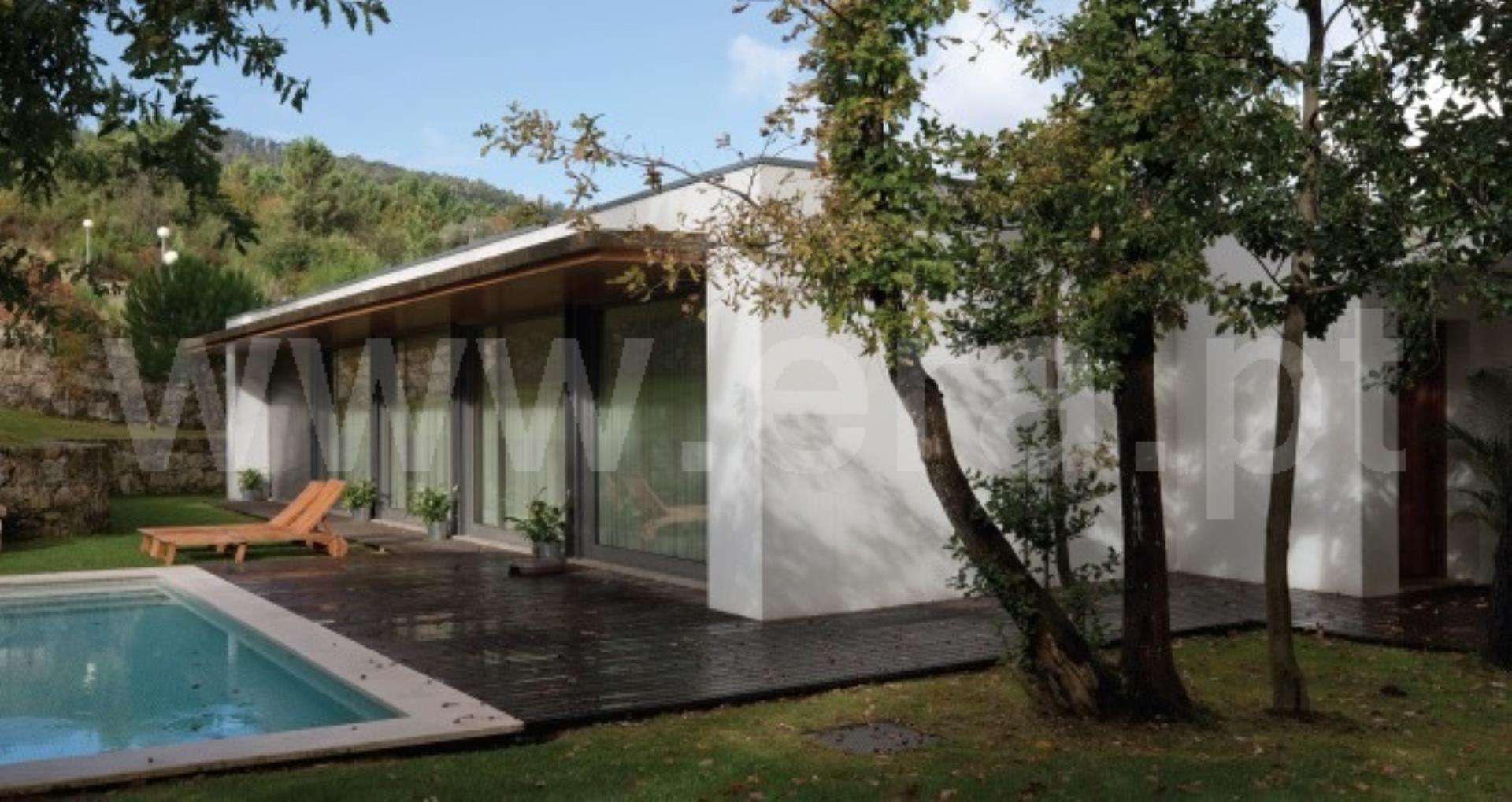 Land for sale in Caminha, Portugal — €77,500