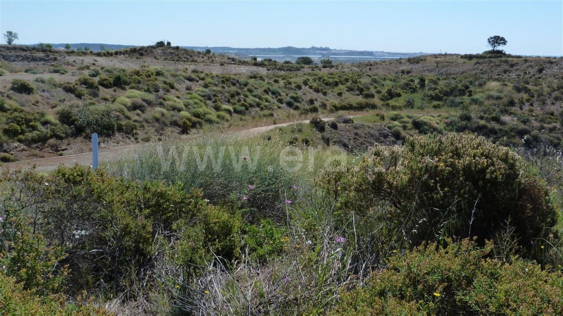 Land for sale in Castro Marim, Portugal — €213,700
