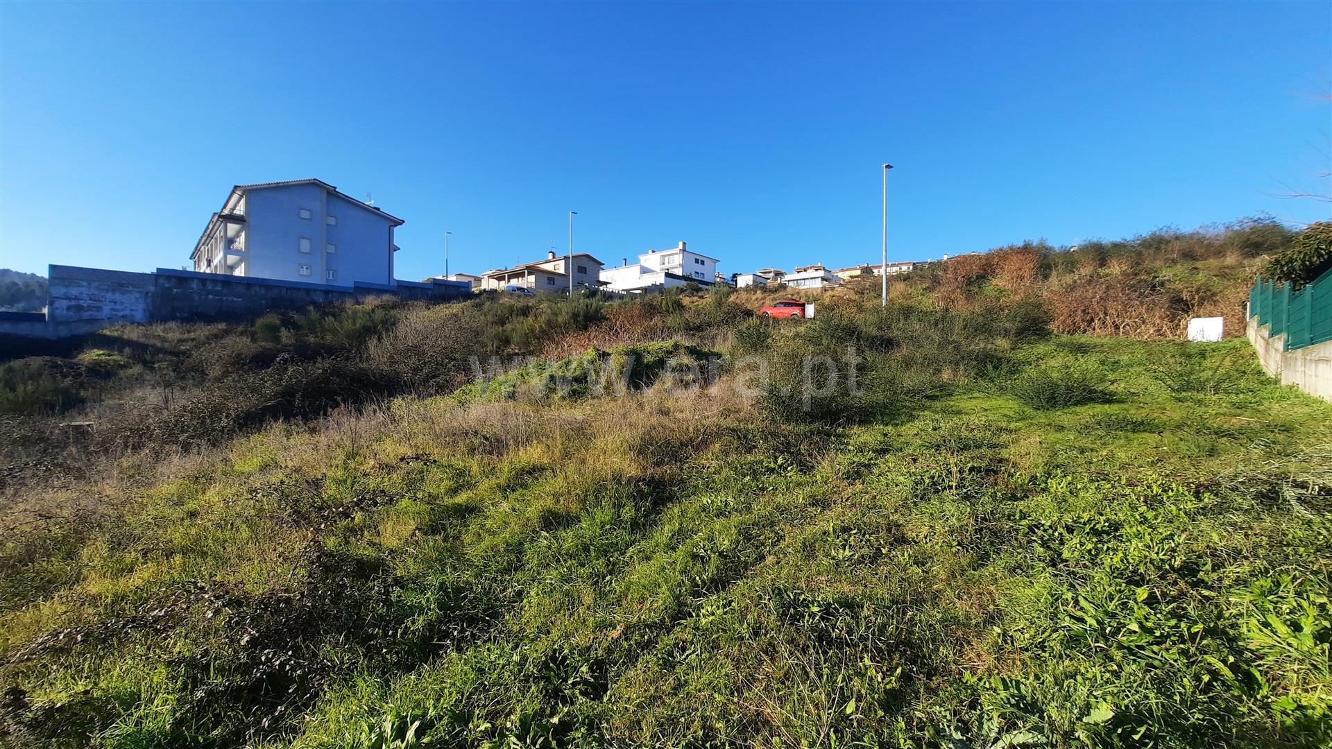 Land for sale in Chaves, Portugal — €64,500