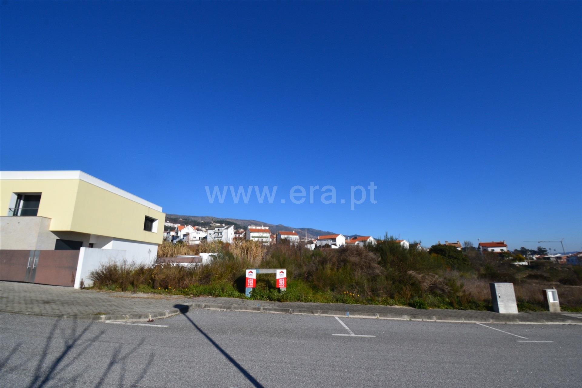 Land for sale in Covilhã, Portugal — €64,000