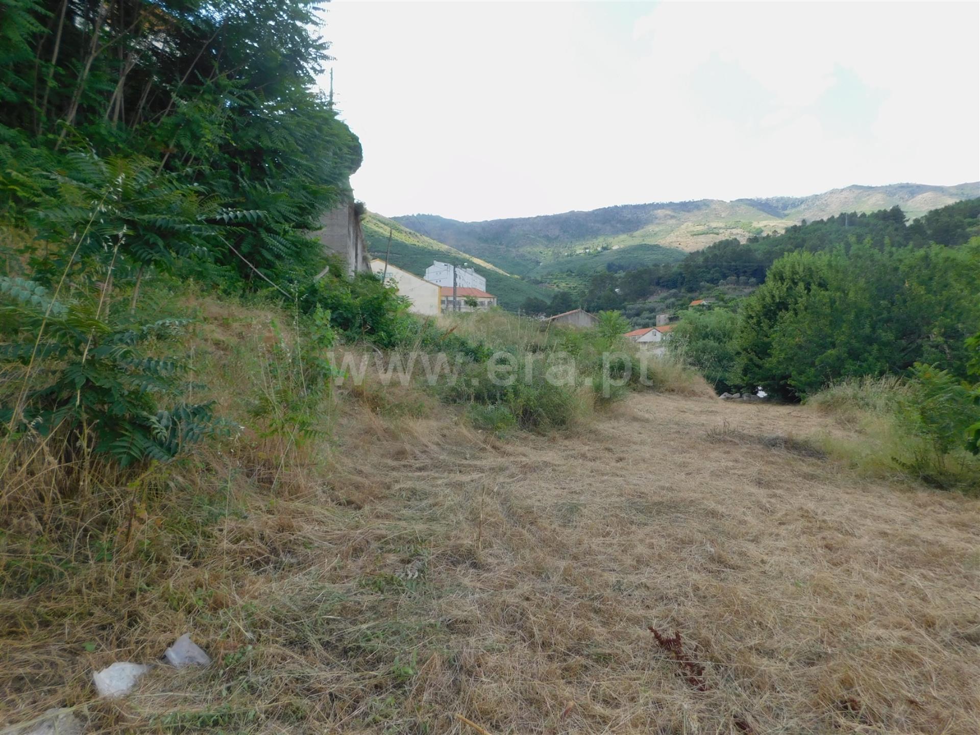 Land for sale in Covilhã, Portugal — €212,500