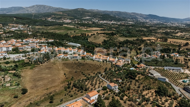 Lote  Covilhã, Dominguiso - 589685 - 13