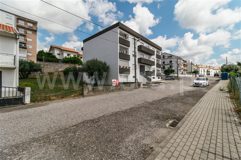 Lote / Covilhã, Teixoso