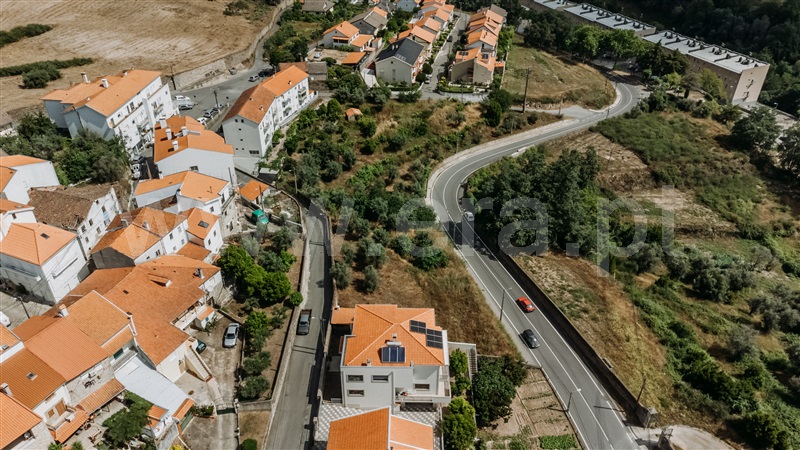 Lote  com Urbano Covilhã, Teixoso - 1260497 - 9