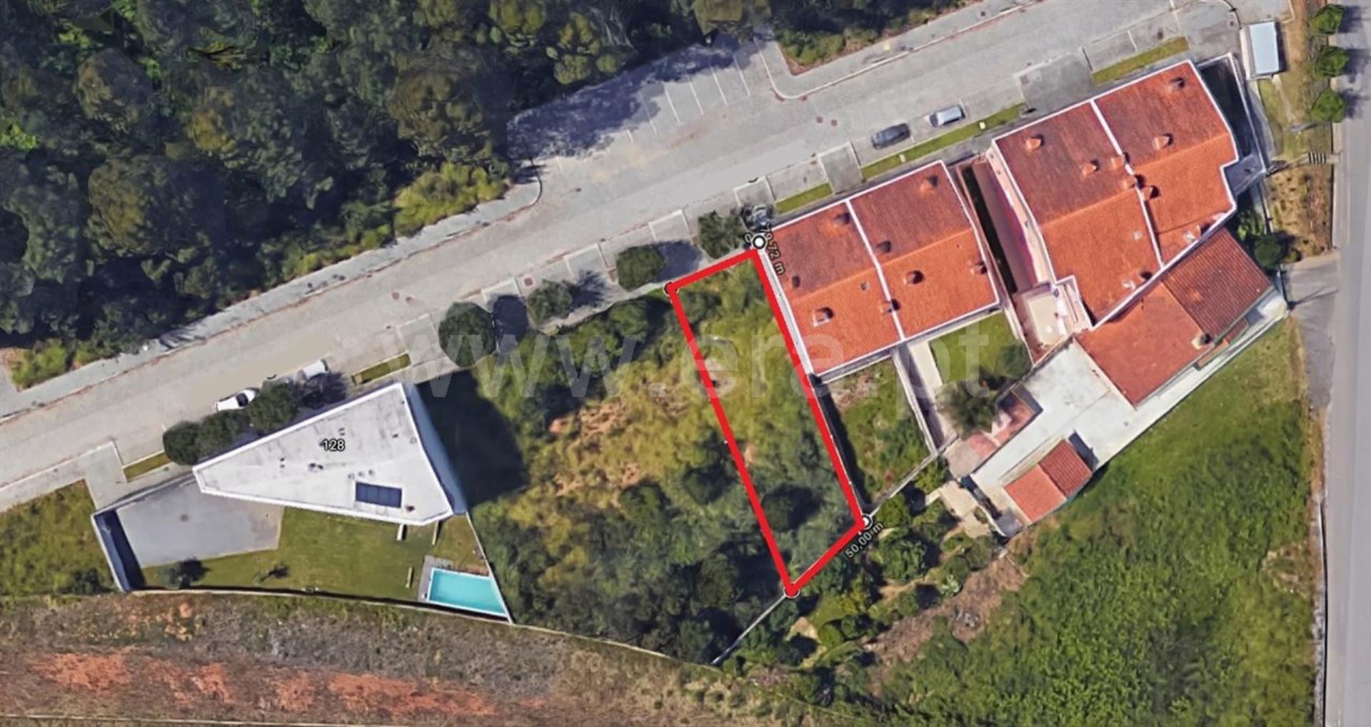 Land for sale in Espinho, Portugal — €75,000