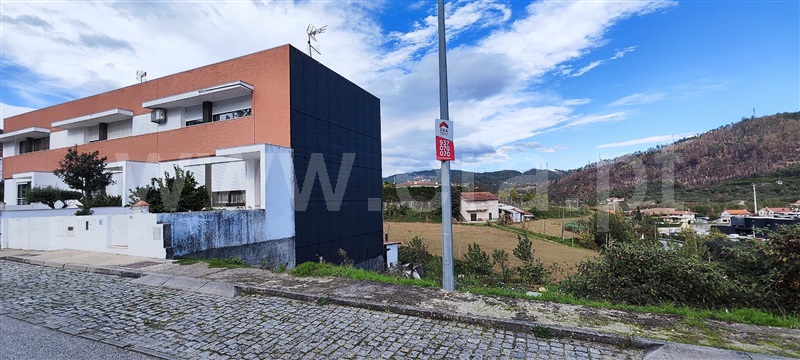 Lote  com Urbano Fafe, Cepães e Fareja - 1444357 - 4