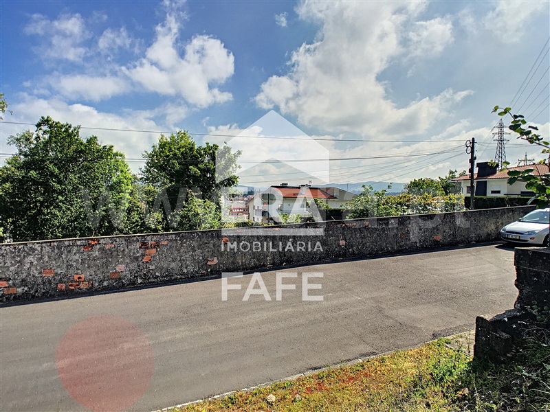 Lote  Fafe - 1067832 - 6