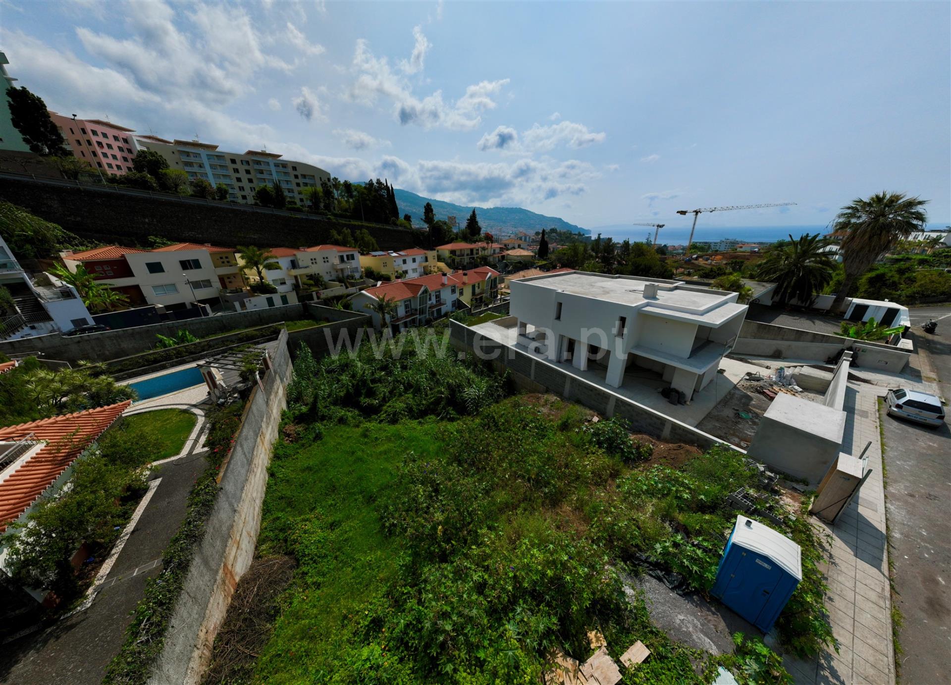 Land for sale in Funchal, Portugal — €250,000