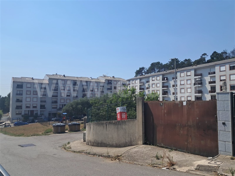 Lote  com Urbano Gondomar, Fânzeres - 1501580 - 3
