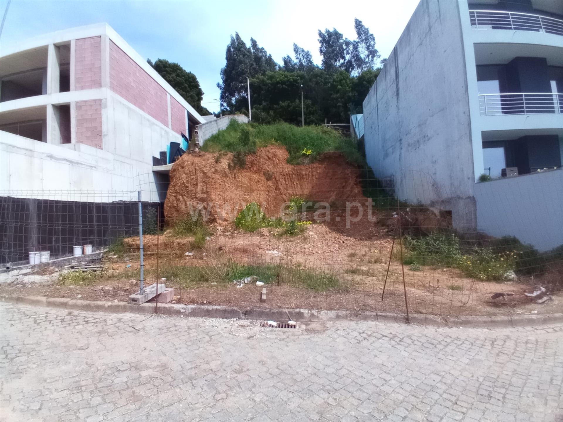Land for sale in Gondomar, Portugal — €170,000