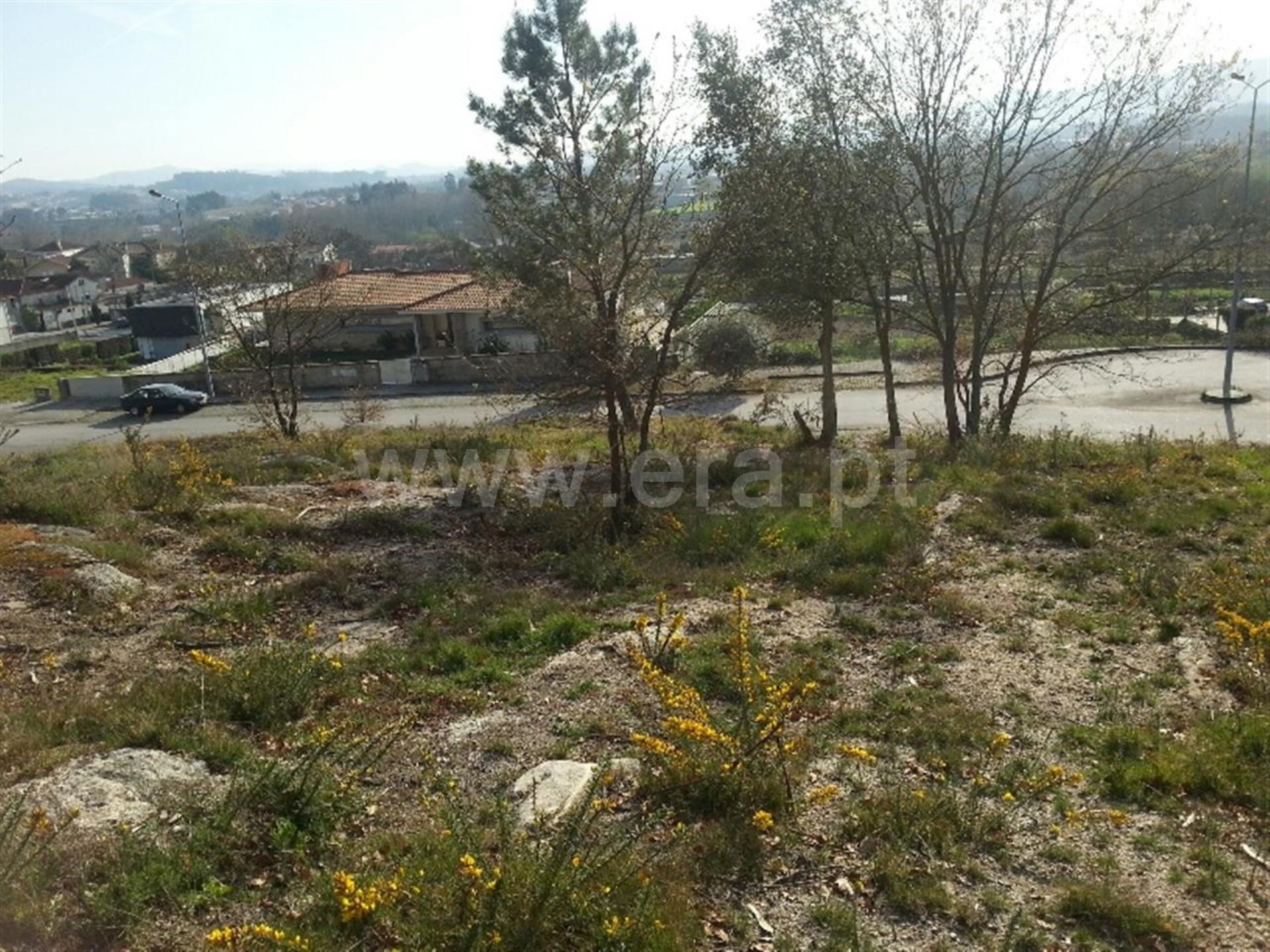 Land for sale in Guimarães, Portugal — €65,000