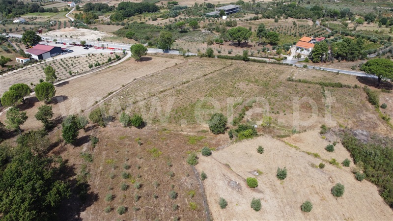 Lote Industrial / Gouveia, Moimenta da Serra e Vinhó