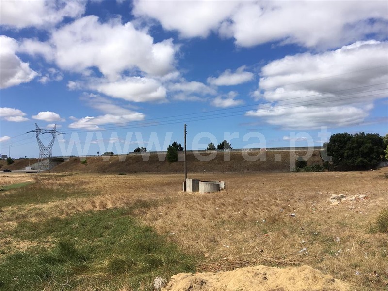 Lote Industrial, Atalaia e Alto Estanqueiro-Jardia, Montijo (Foto 7 de 9)