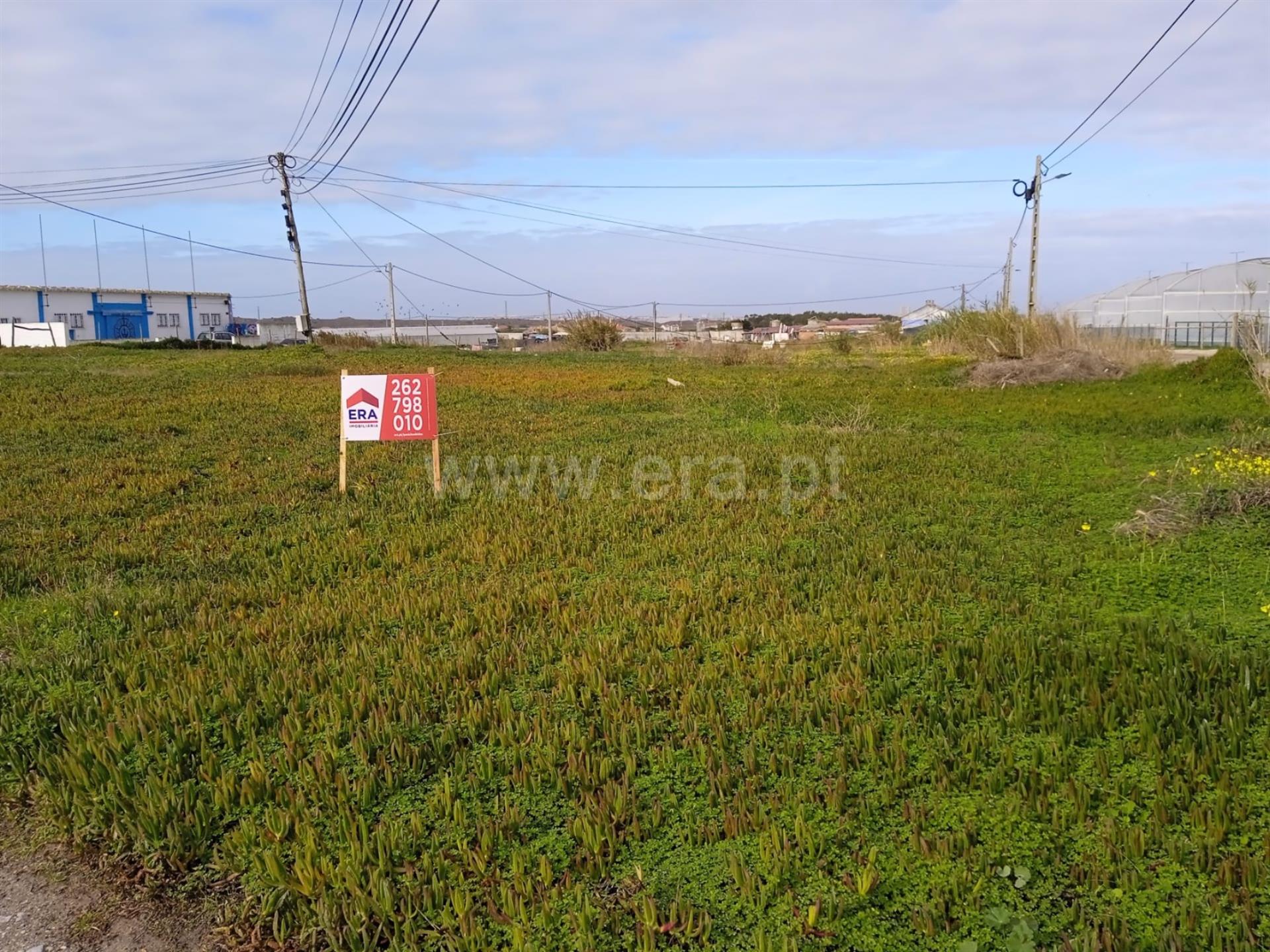 Land for sale in Peniche, Portugal — €120,000