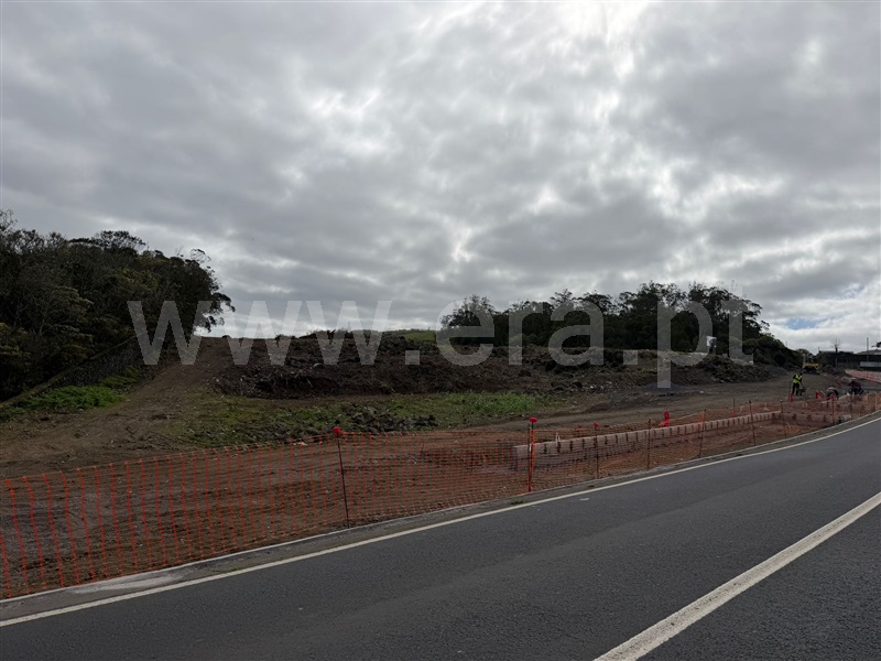 Lote Industrial / Ribeira Grande, Rabo de Peixe