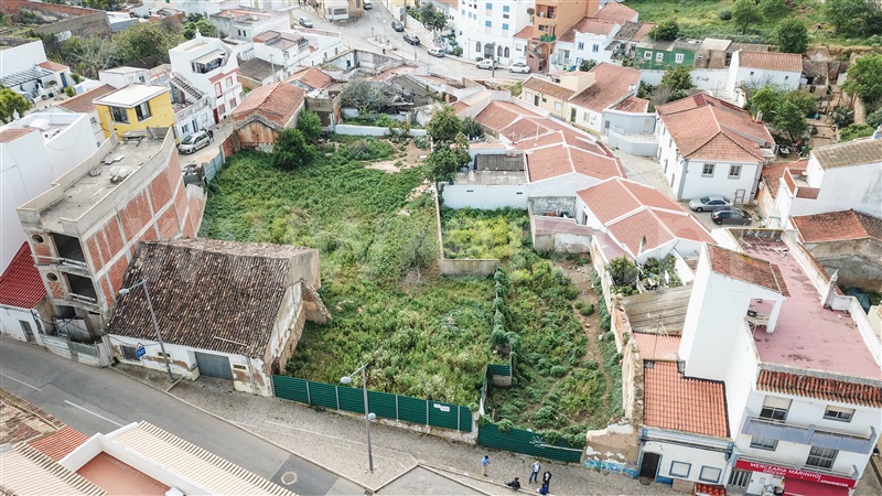 Lote / Lagoa, Estômbar e Parchal