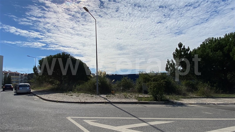 Lote  Leiria, Zona 05 - Centro Capuchos - 1206208 - 2