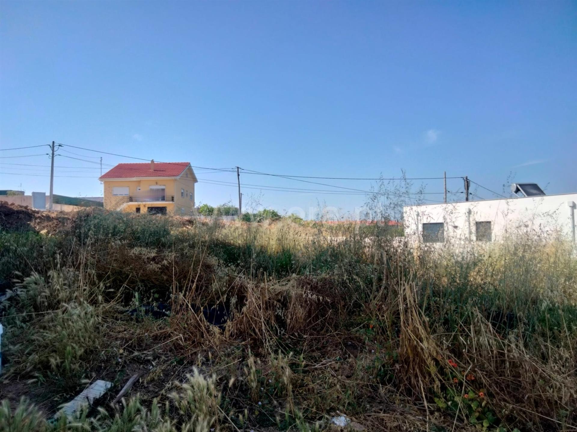 Land for sale in Lourinhã, Portugal — €195,000