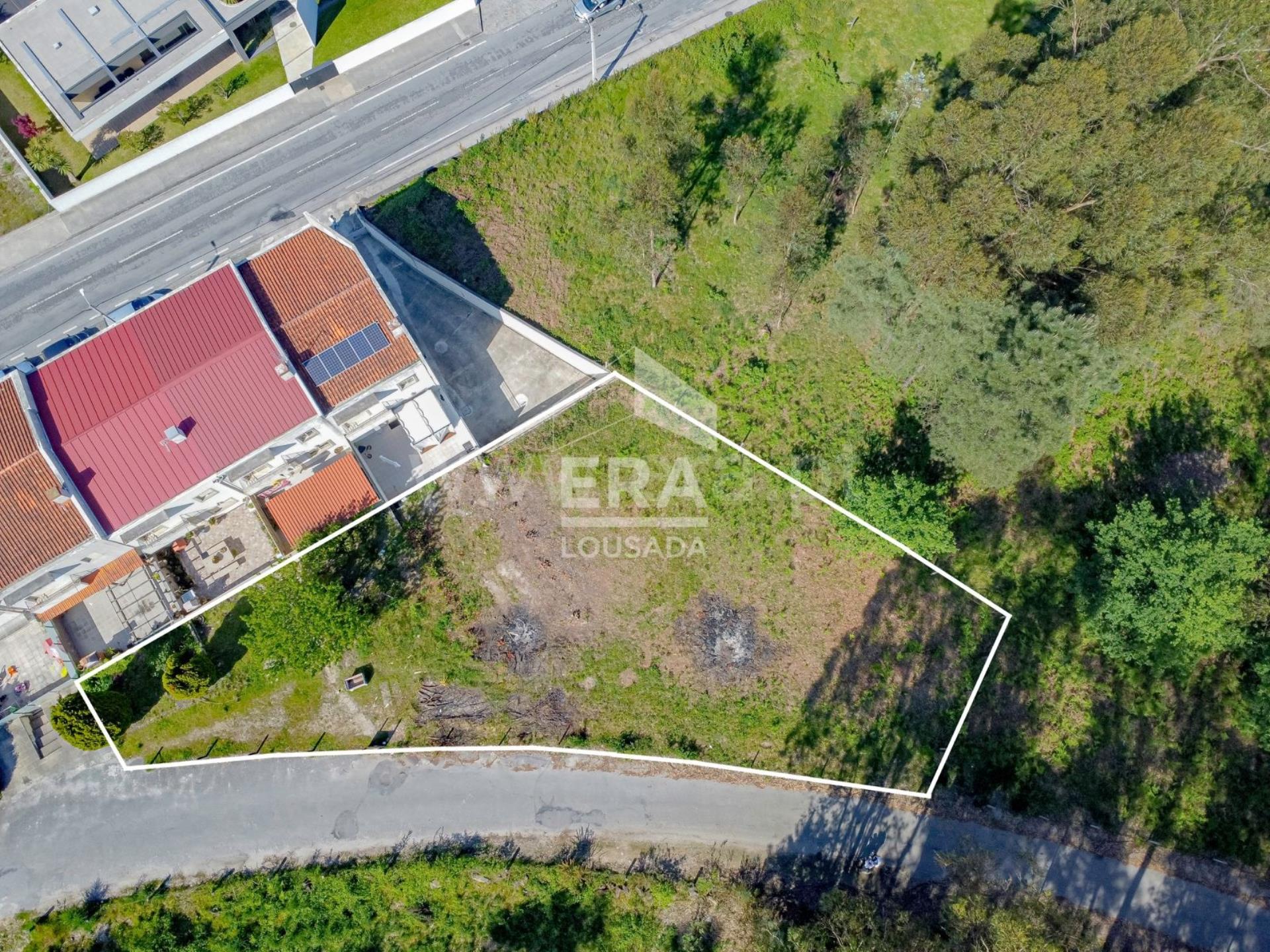 Land for sale in Lousada, Portugal — €67,500