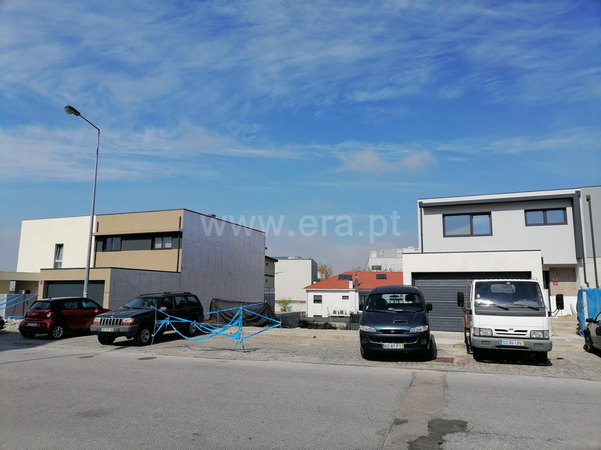 Land for sale in Matosinhos, Portugal — €160,000