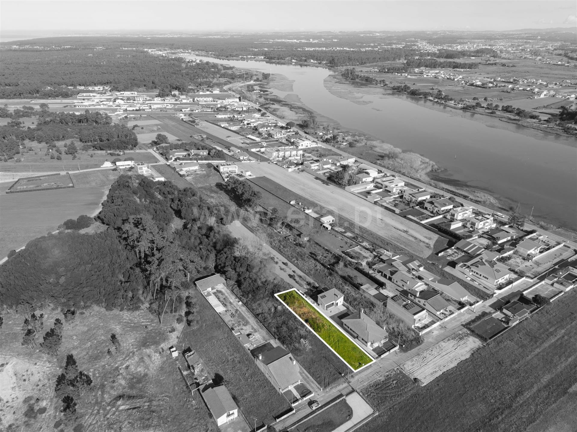 Land for sale in Ovar, Portugal — €52,500