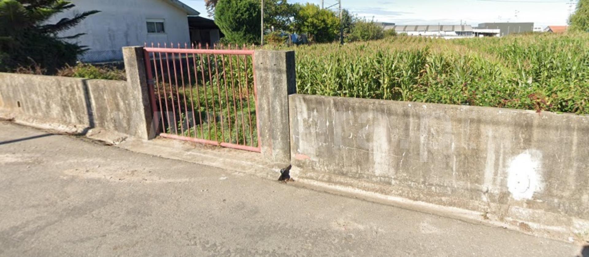 Land for sale in Ovar, Portugal — €67,500