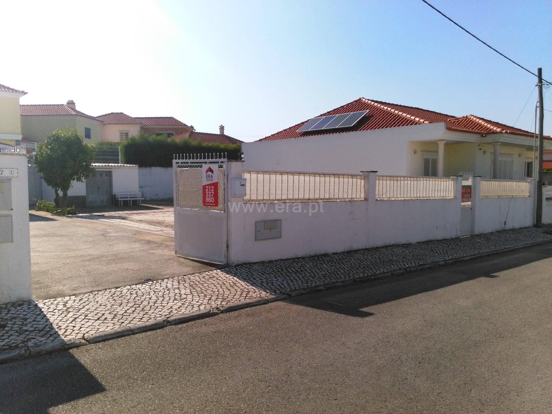 Land for sale in Palmela, Portugal — €170,000
