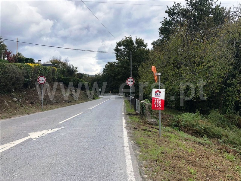 Lote  Póvoa de Lanhoso, Fonte Arcada e Oliveira - 1127474 - 8