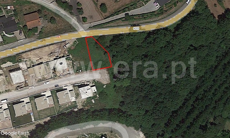 Lote / Póvoa de Lanhoso, Fonte Arcada e Oliveira