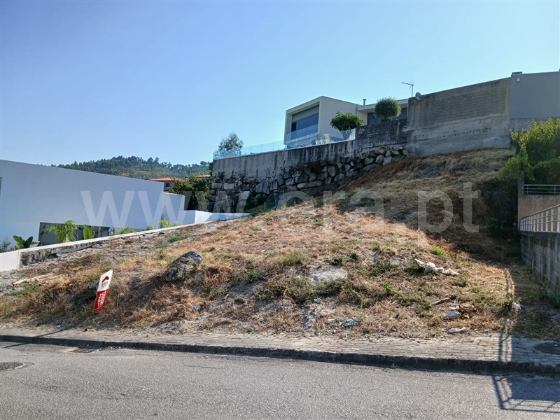 Lote  Póvoa de Lanhoso, Póvoa de Lanhoso (Nossa Senhora do Amparo) - 1498361 - 2