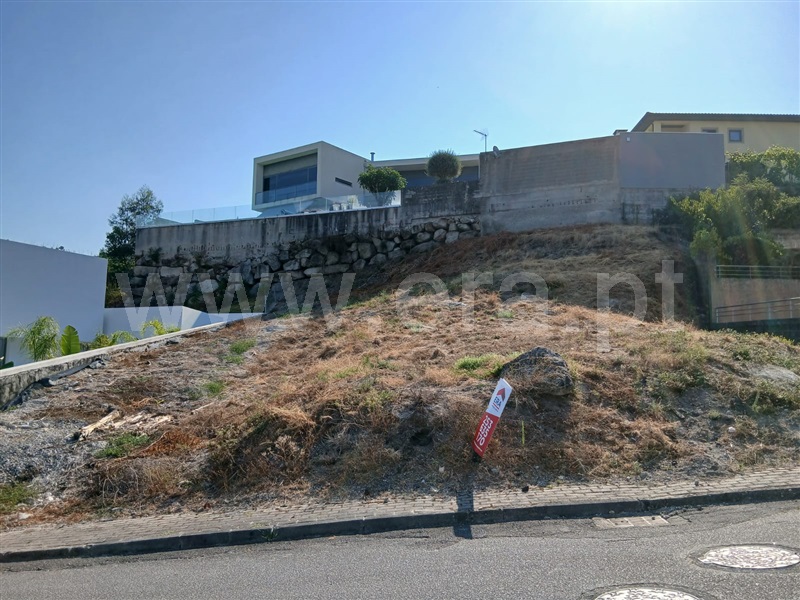 Lote  Póvoa de Lanhoso, Póvoa de Lanhoso (Nossa Senhora do Amparo) - 1498361 - 4