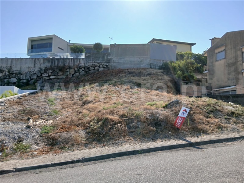 Lote  Póvoa de Lanhoso, Póvoa de Lanhoso (Nossa Senhora do Amparo) - 1498361 - 6