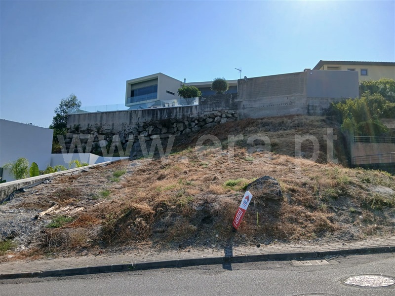 Lote  Póvoa de Lanhoso, Póvoa de Lanhoso (Nossa Senhora do Amparo) - 1498361 - 7