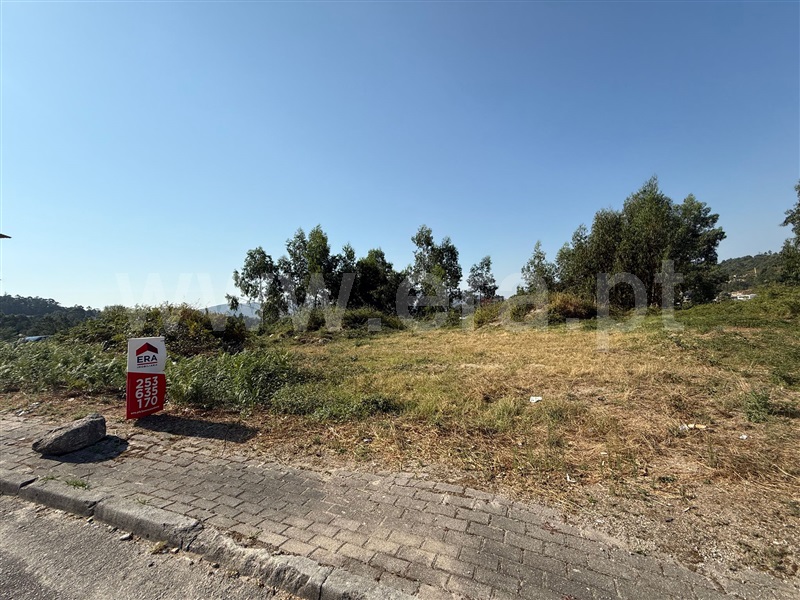 Lote  Póvoa de Lanhoso, Póvoa de Lanhoso (Nossa Senhora do Amparo) - 1498375 - 8