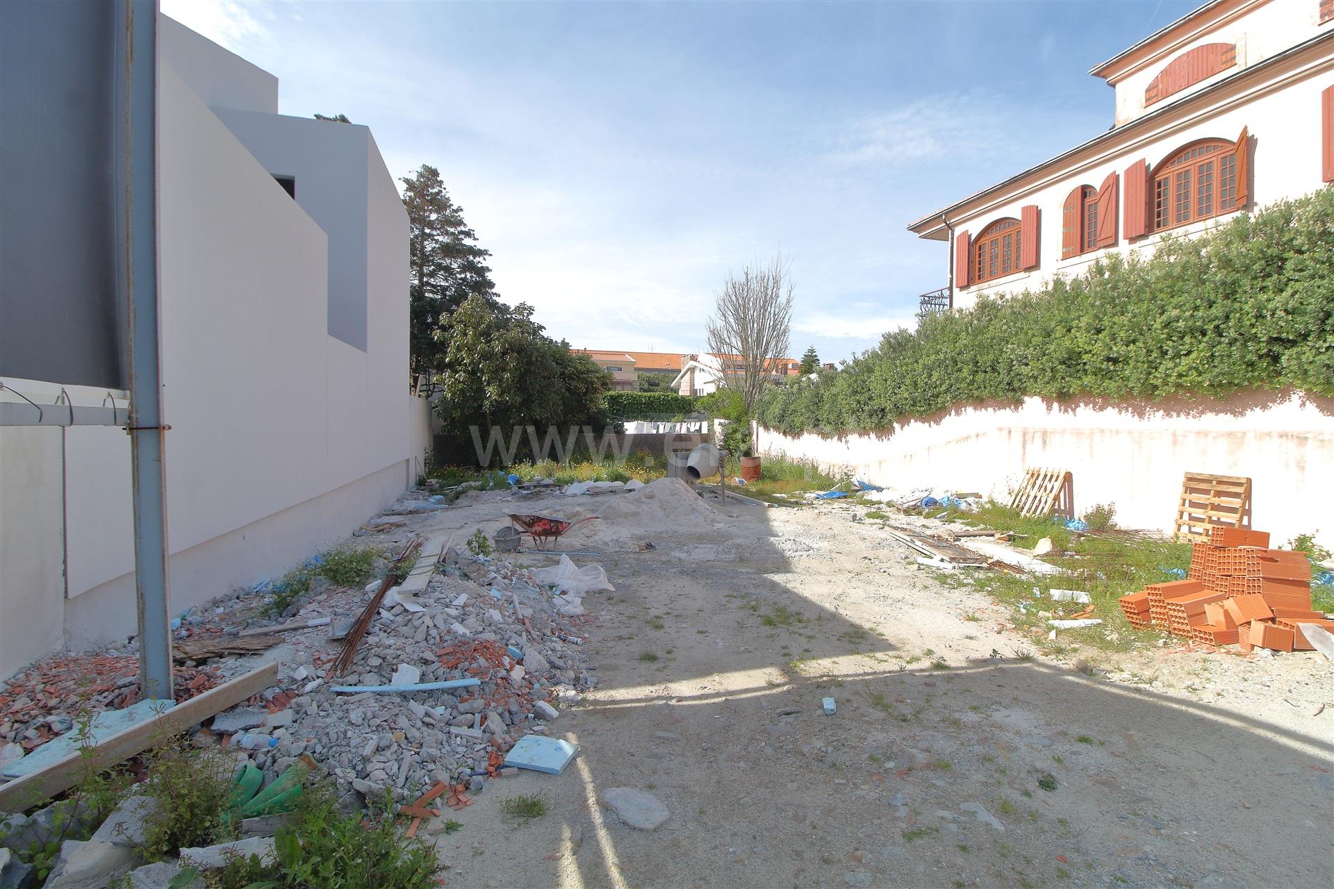 Land for sale in Póvoa de Varzim, Portugal — €430,000