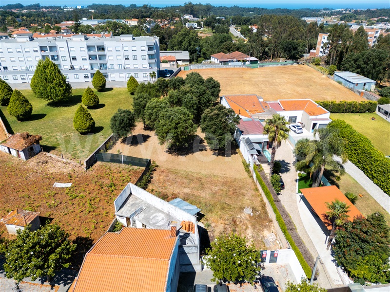 Lote  Santa Maria da Feira, Paços de Brandão - 1491472 - 4