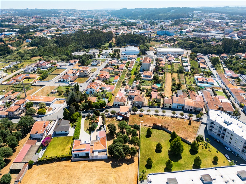 Lote  Santa Maria da Feira, Paços de Brandão - 1491472 - 13