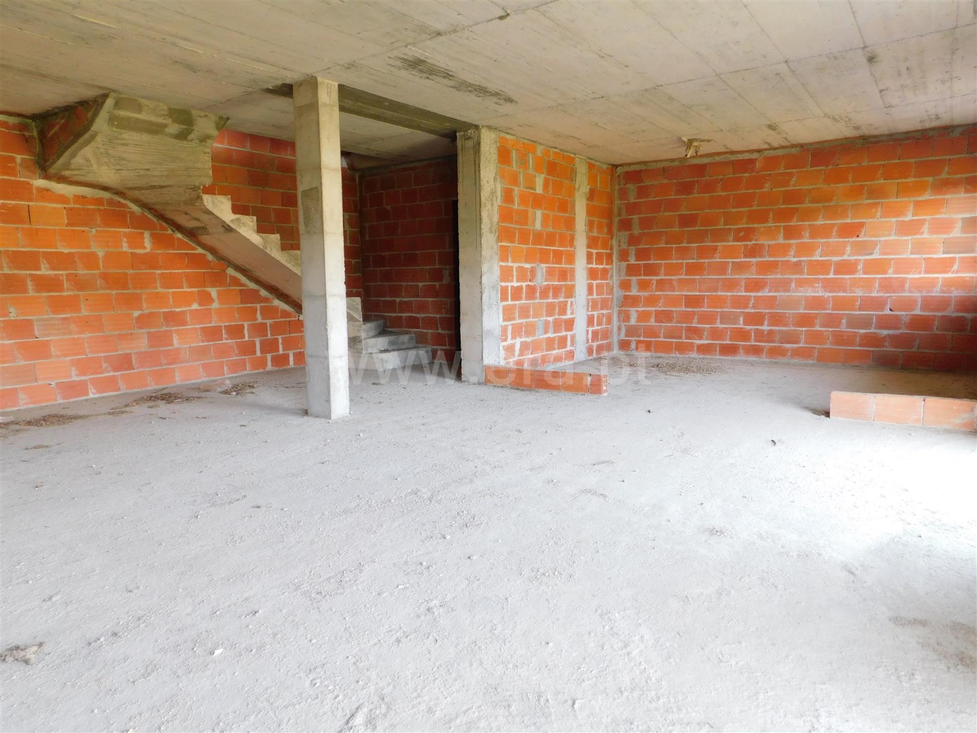 Land for sale in Seia, Portugal — €110,000