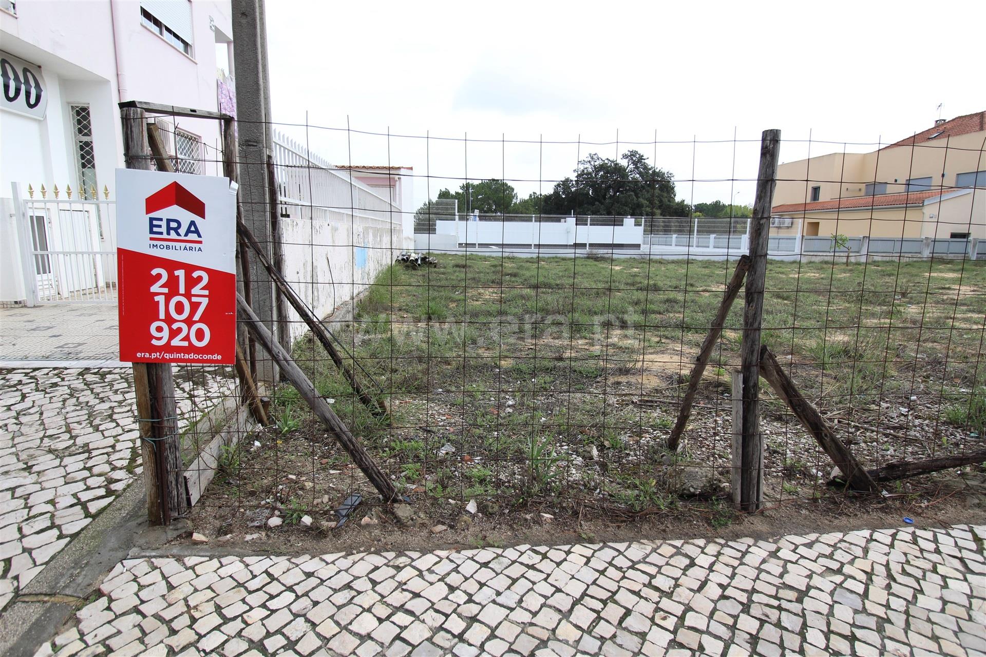 Land for sale in Sesimbra, Portugal — €57,500