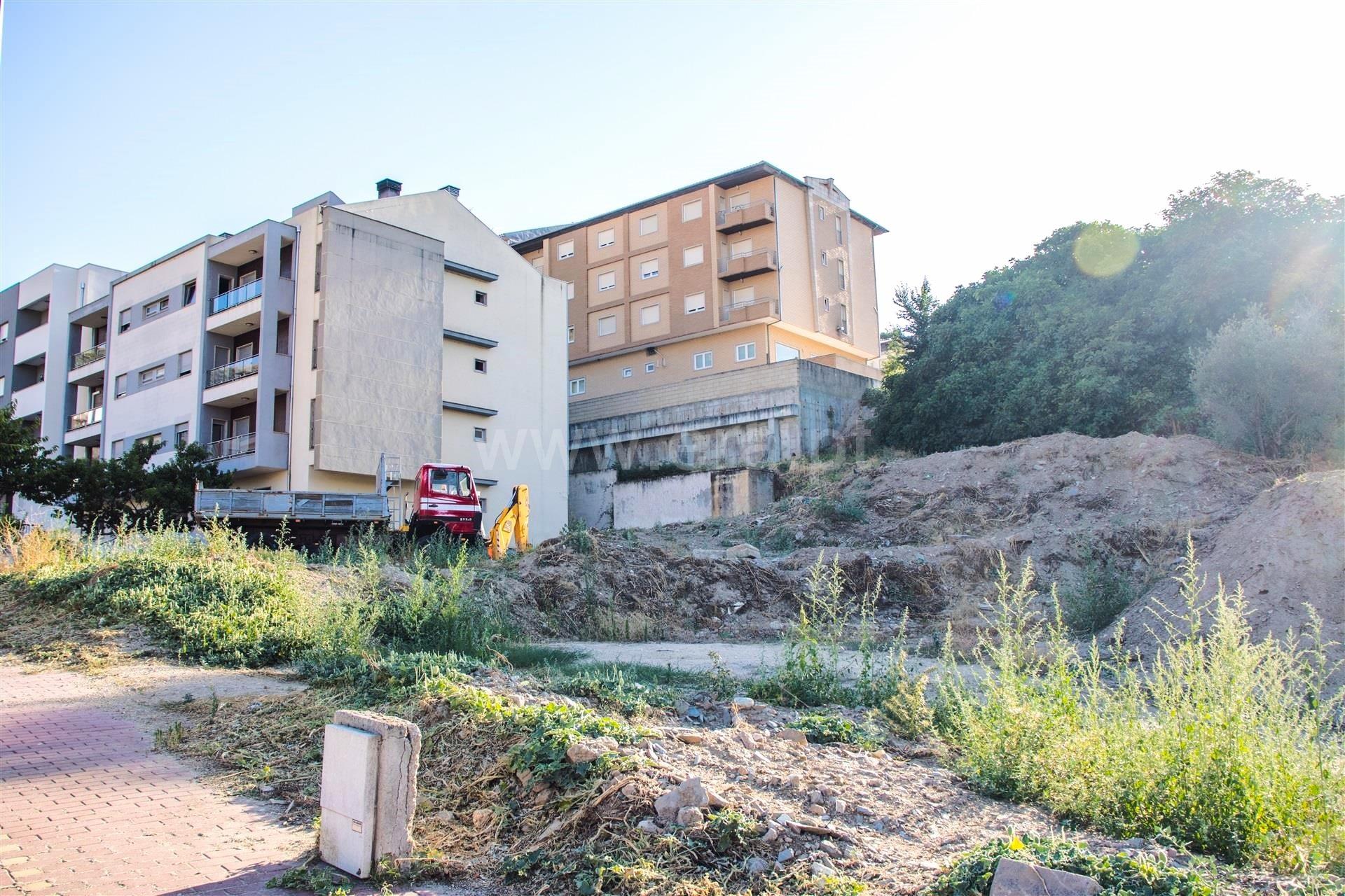 Land for sale in Torre de Moncorvo, Portugal — €145,000