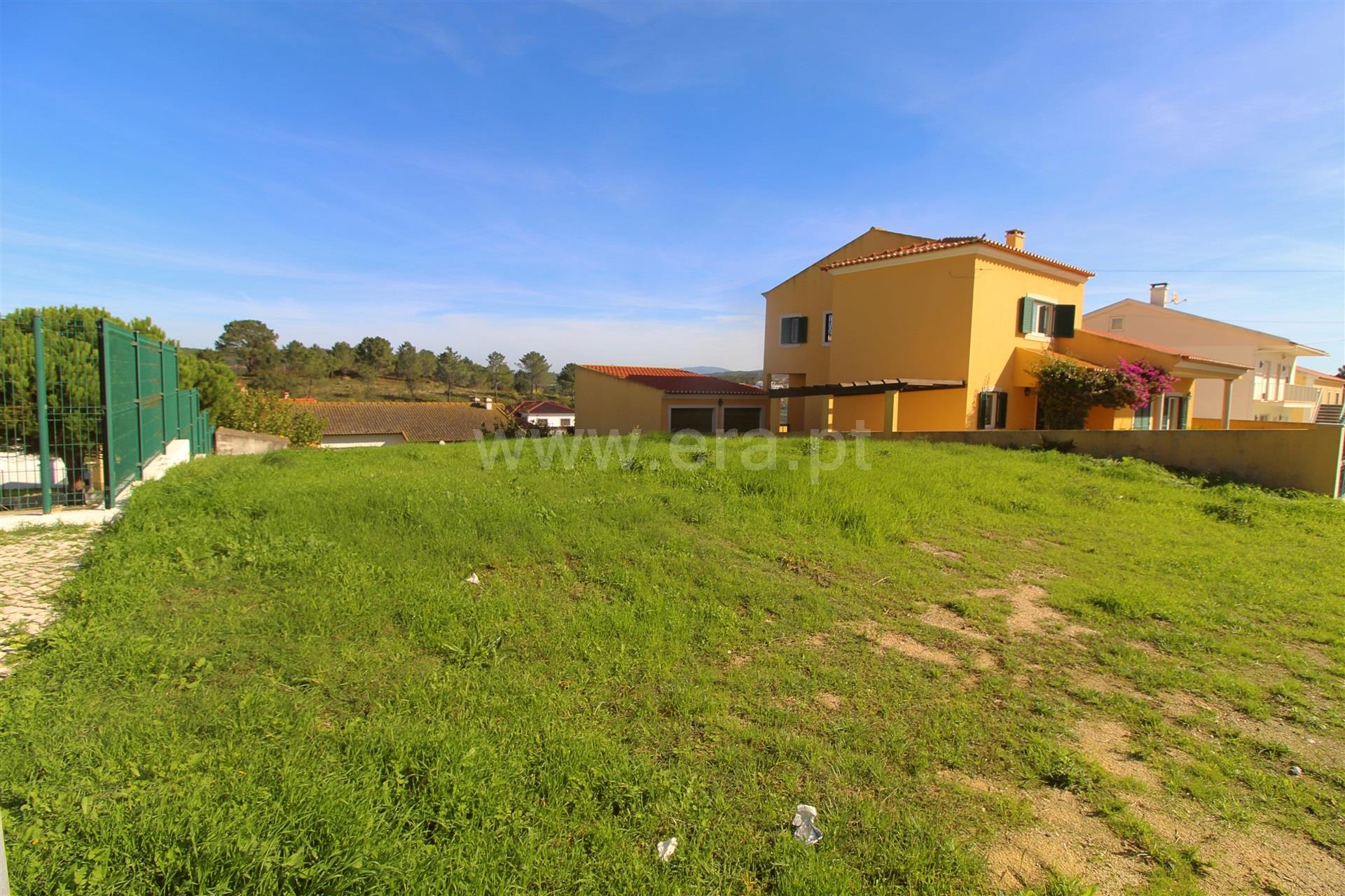 Land for sale in Torres Vedras, Portugal — €100,000